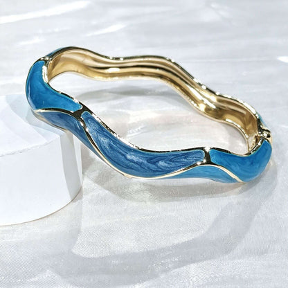 Wavy Color Block Enamel Bangle