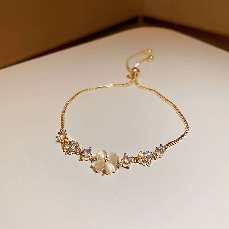 Cat's Eye Stone Petal Bracelet