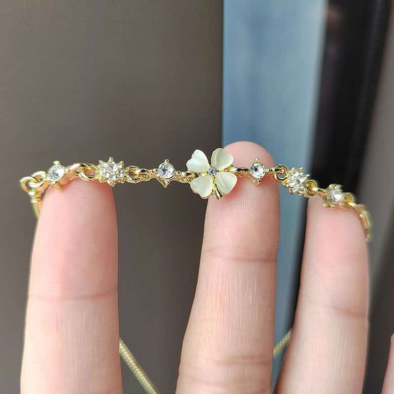 Cat's Eye Stone Petal Bracelet