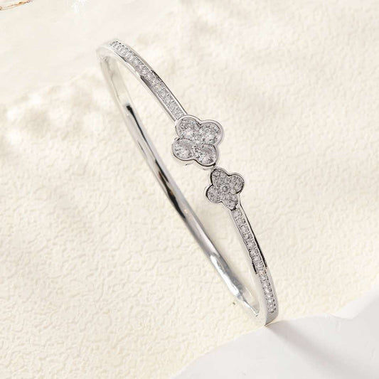Lucky Four-Leaf Clover Starry Bangle